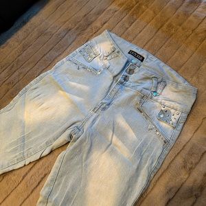 Crocker Womens Bedazzled Rhinestone Sparkly high waisted light wash skinny jeans